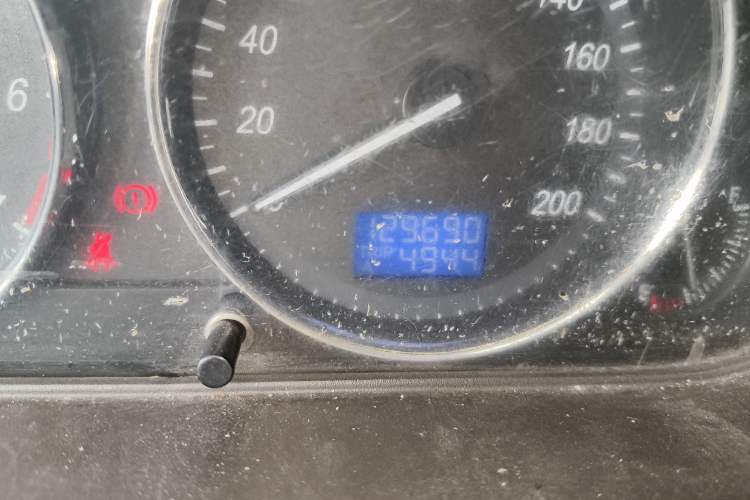 Used BAIC Weiwang M30 2015 1.5L Basic Version BJ415B Odometer Close Up