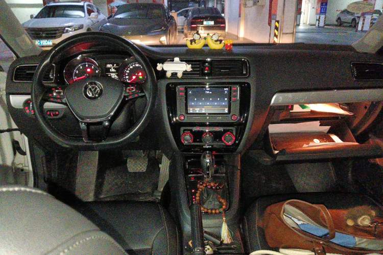 Used Volkswagen Sagitar 2018 1.6L Automatic Comfort Model
