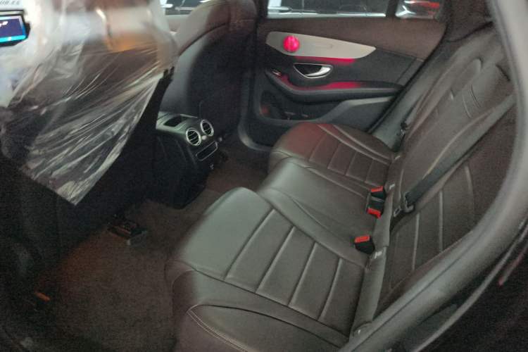 Used Mercedes-Benz GLC 2022 Refreshed GLC 260 L 4MATIC Dynamic Edition Left Rear Seat