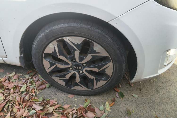 Used Kia K2 2011 Sedan 1.6L Automatic Transmission Premium
