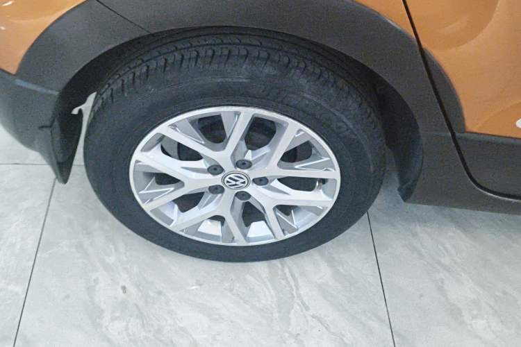 Used Volkswagen Polo 2014 1.6L Cross Polo Automatic