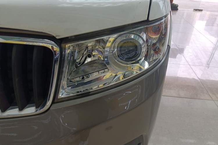 Used Jinbei New Hiace X30L 2019 1.5L Cargo Van Wealth Edition China VI SWC15M Left Front Headlight