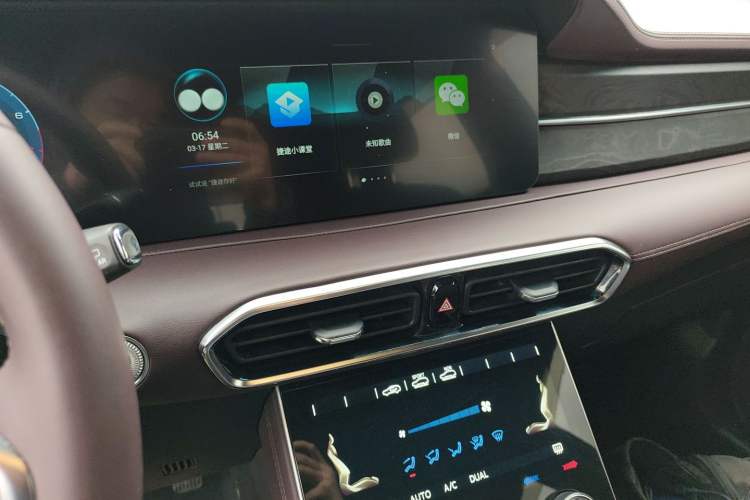 Used JETOUR X90 2022 Zilong 2.0T DCT Tiger威 Edition 5-seater