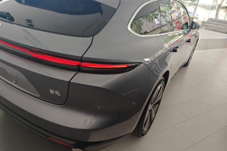 Used Nio ET5T 2025 100kWh Touring Right Rear Taillight