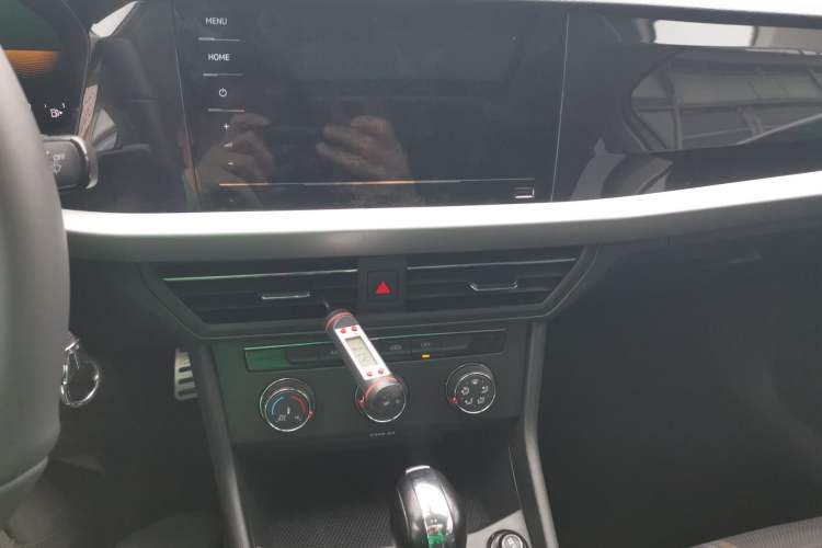 Used Volkswagen Lavida 2021 280TSI DSG Comfort Edition Audio And AC Panel