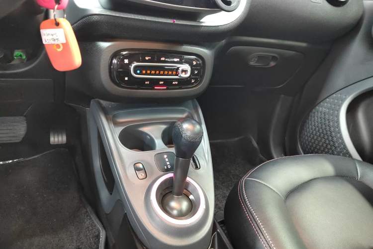 Used smart forfour 2016 1.0L 52 kW Passion Edition