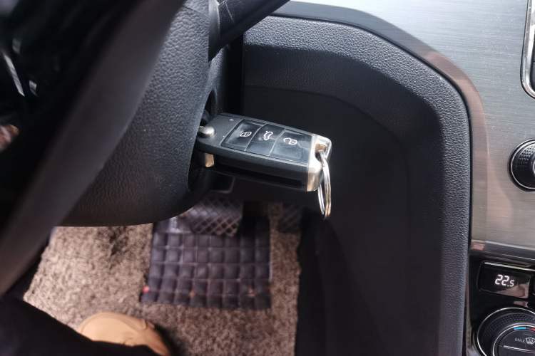 Used Volkswagen Lamando 2017 280TSI DSG Comfort Edition
