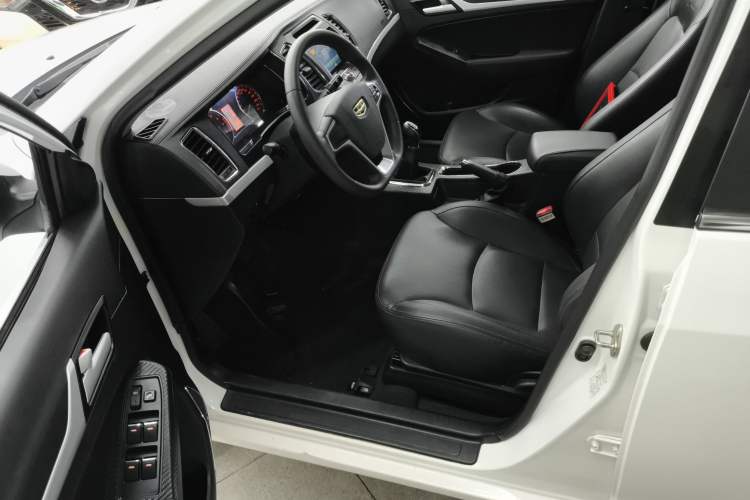 Used Geely Auto Vision 2017 1.5L Manual Happiness Edition