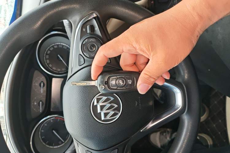 Used Buick Verano 2015 Sedan 15S Automatic Leading Model Vehicle Key