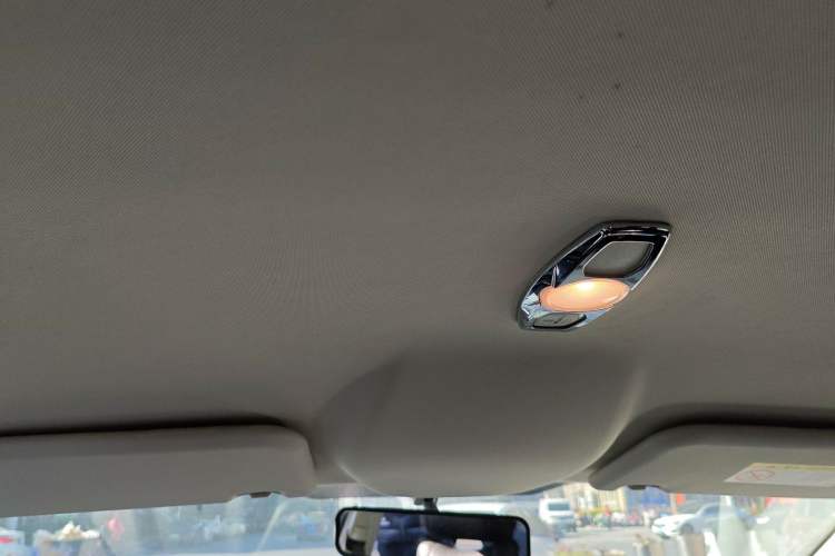 Used Ford Focus 2017 Hatchback 1.6L Automatic Comfort Plus SmartDrive Edition Headliner