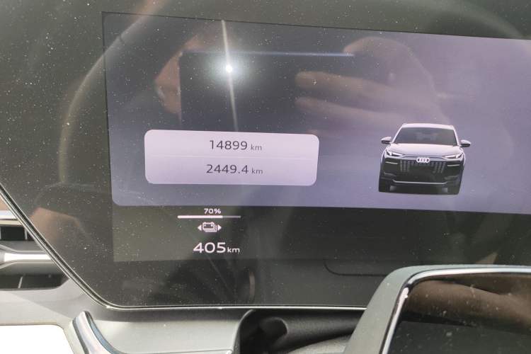 Used Audi Q6L e-tron 2026 First Launch Navigation Edition Odometer Close Up