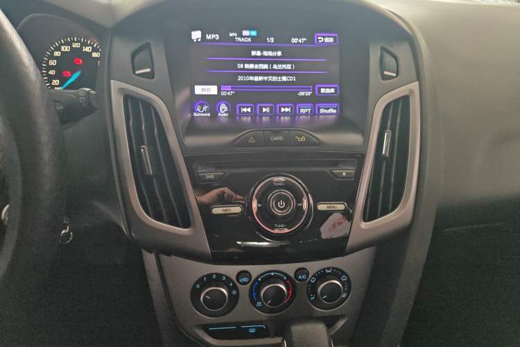 Used Ford Focus 2012 Hatchback 1.6L Automatic Comfort Model Audio And AC Panel