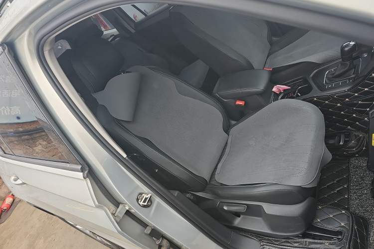 Used Volkswagen Tiguan L 2018 330TSI Automatic Two-Wheel Drive Luxury Edition