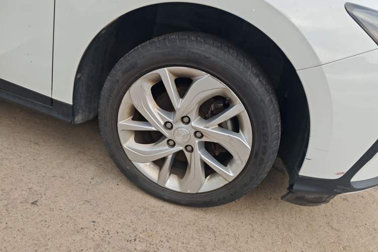 Used Buick Velite 6 2023 430km Range Commuter Version
