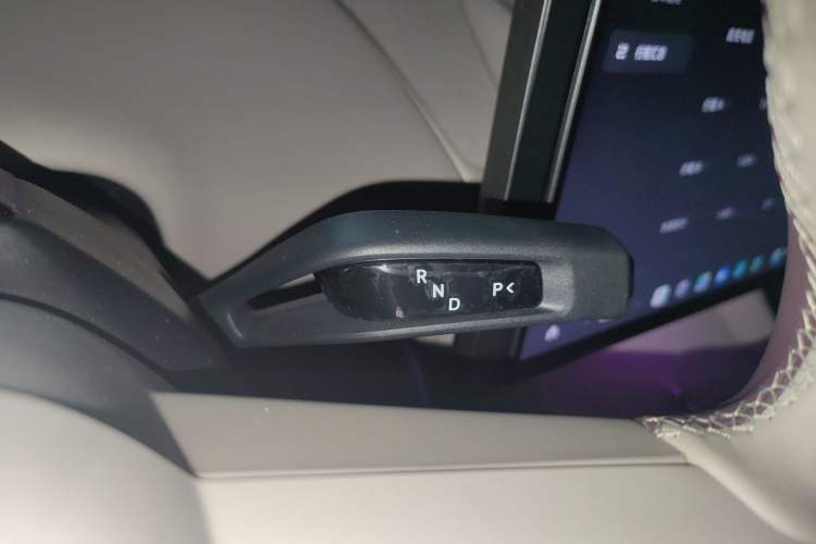 Used Xiaomi Auto YU7 2025 Ultra-Long Range All-Wheel Drive Pro Version
