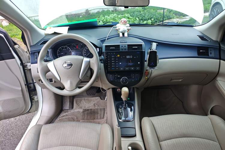 Used Nissan Tiida 2011 1.6L CVT Comfort Model
