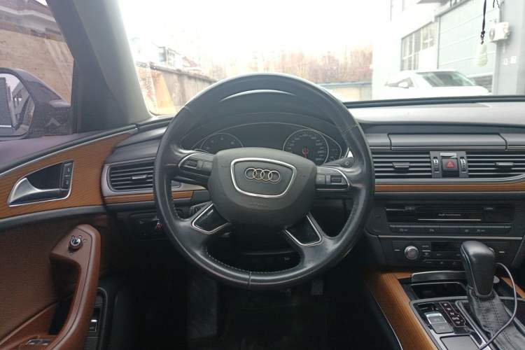 Used Audi A6L 2018 30th Anniversary Edition 30 FSI Style Model
