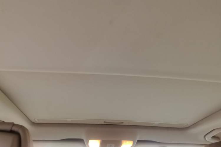 Used Mercedes-Benz E-Class 2012 E 200 L CGI Elegant Model Headliner