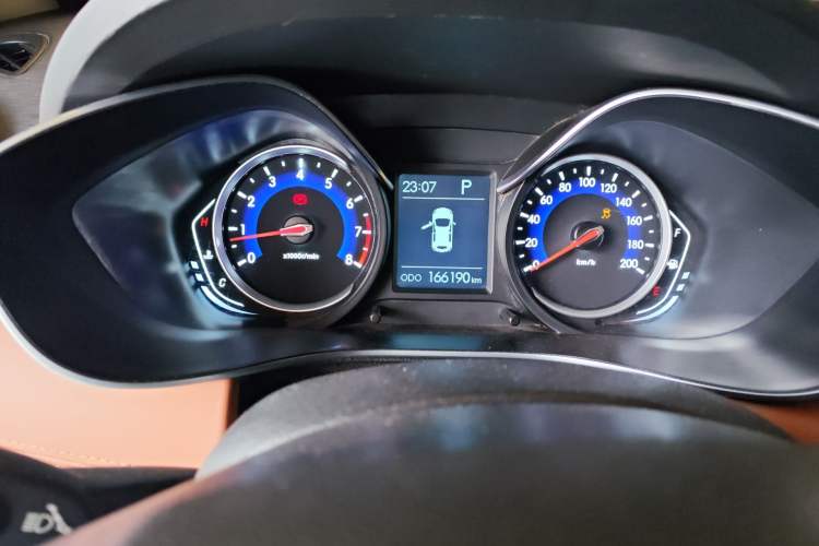 Used BAIC Senova X35 2016 1.5L Automatic Luxury Edition Odometer Close Up