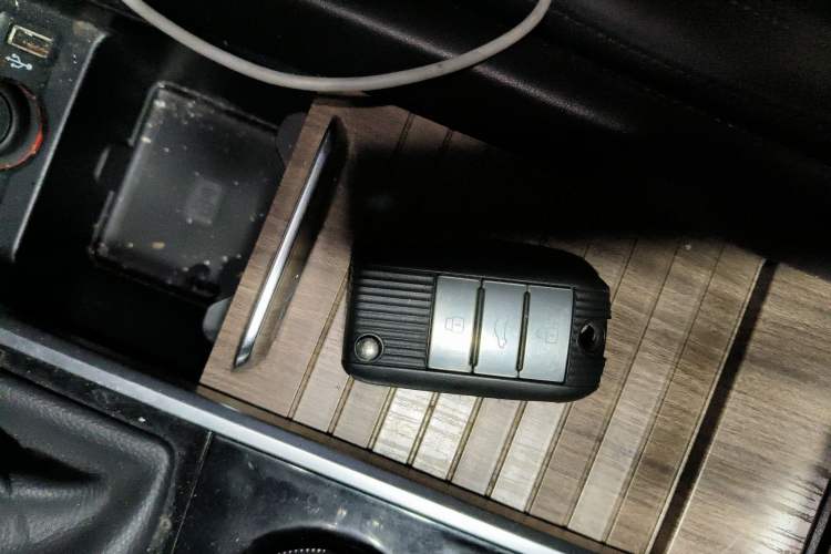 Used Roewe RX8 2018 30T Smart Connectivity Four-Wheel Drive Flagship Edition