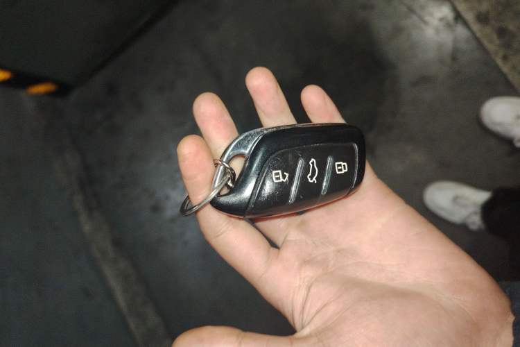 Used MG 5 2022 180 DVVT CVT Youth Luxury Edition Vehicle Key