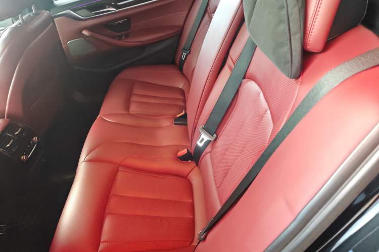 Used BMW 5 Series 2018 Restyled 530Li Luxury Edition M Sport Package
