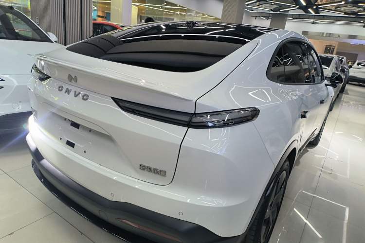 Used ONVO L60 2024 60 kWh Rear-Drive Version