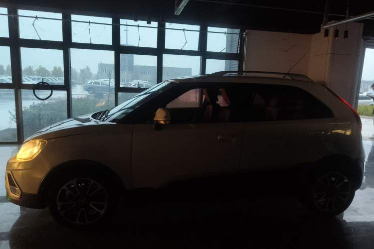 Used MG 3SW 2015 1.5L AMT Elite Model