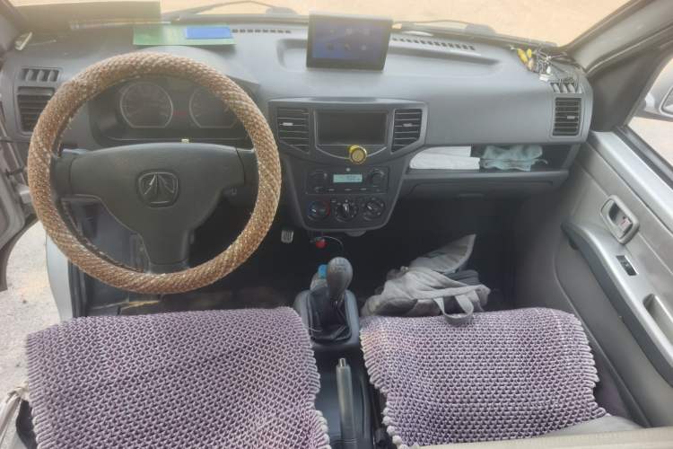 Used BAIC Weiwang 205 2013 1.0L Xingye version Center Console