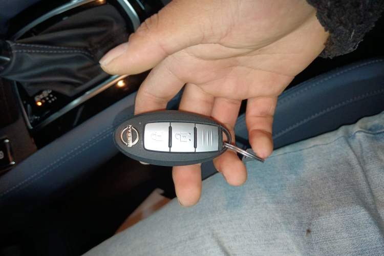 Used Nissan Qashqai 2025 Honor 2.0L CVT XV+ Leading Edition Vehicle Key