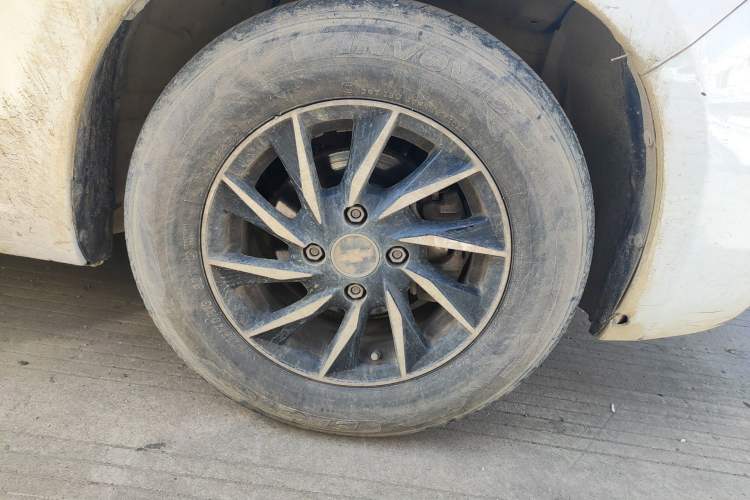 Used Chevrolet Sail 2011 Sedan 1.4L Manual Happiness Edition
