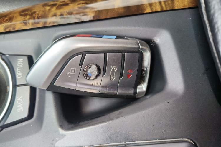 Used BMW X5 2013 xDrive35i Leading Model Vehicle Key