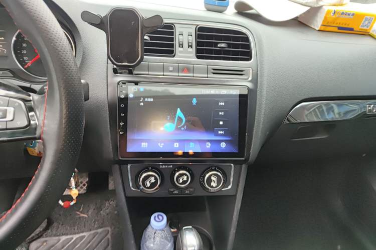 Used Volkswagen Polo 2016 1.6L Automatic Comfort Model