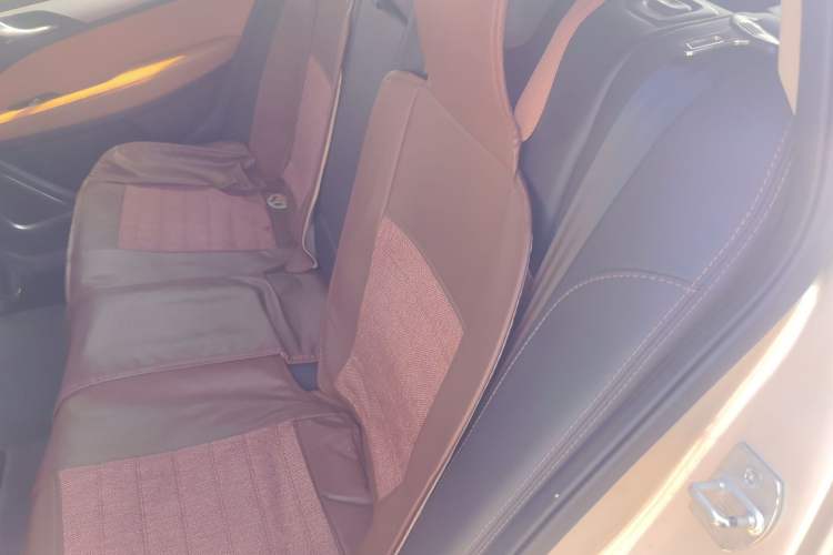 Used Geely Auto Vision S1 2018 1.4T CVT FENGXING Model Left Rear Seat