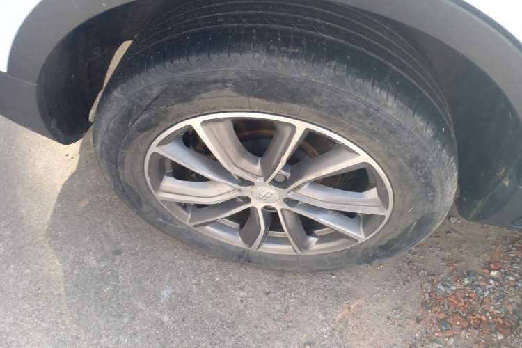 Used Geely Auto Emgrand X7 Sport 2020 1.8TD DCT Two-Wheel Drive Smart Connect 4G-Enabled Version