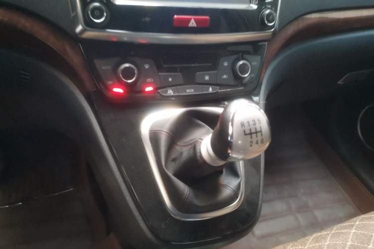 Used Haval H6 2015 Sport Edition 1.5T Manual 4x4 Elite Model
