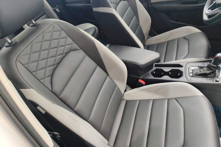 Used Volkswagen Bora 2023 300TSI DSG Prestige Edition
