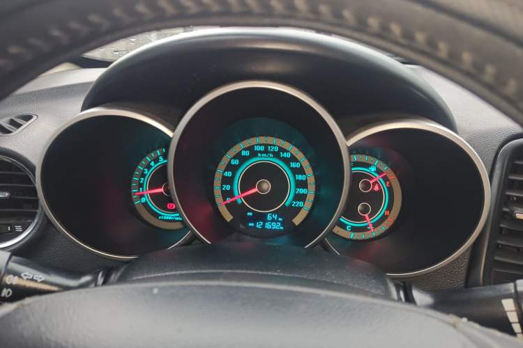 Used CHANGAN Eado 2014 1.6L Manual Luxury Model