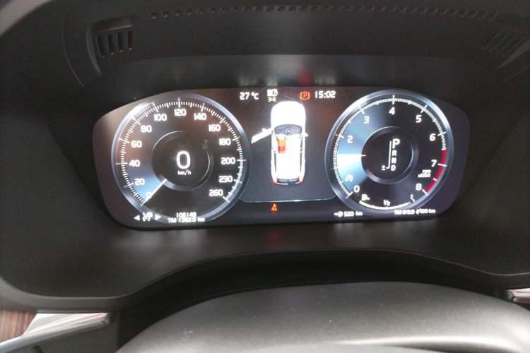 Used Volvo XC60 2021 T5 4x4 Smart Luxury Edition Instrument Cluster