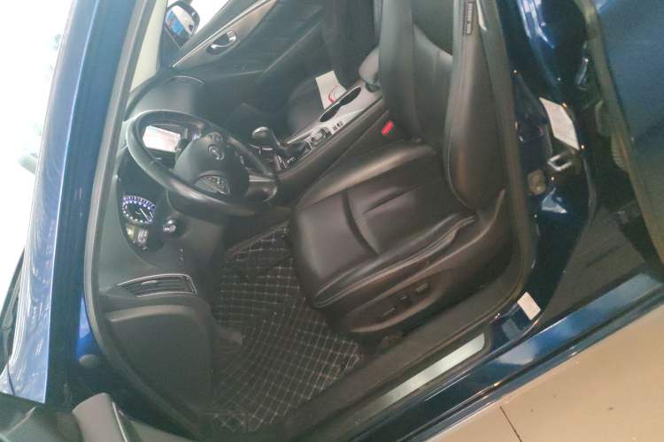 Used Infiniti Q50L 2015 2.0T Enjoyment Edition Left Front Seat