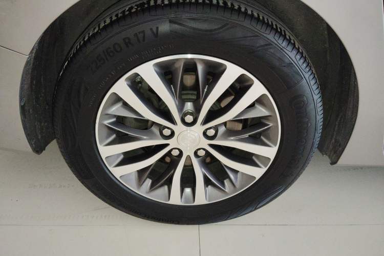Used Buick GL8 2023 ES Lu Zun Deluxe Model