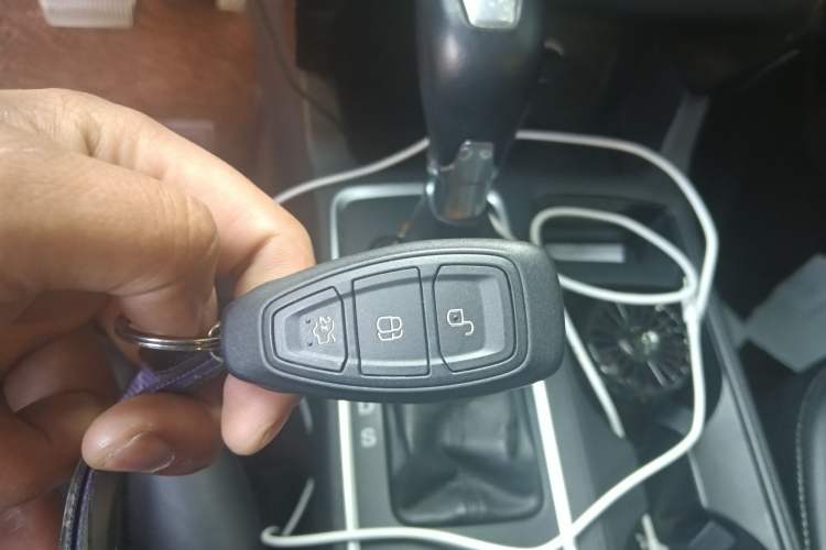 Used Ford Kuga 2017 EcoBoost 180 Two-Wheel-Drive Luxury Wing Edition