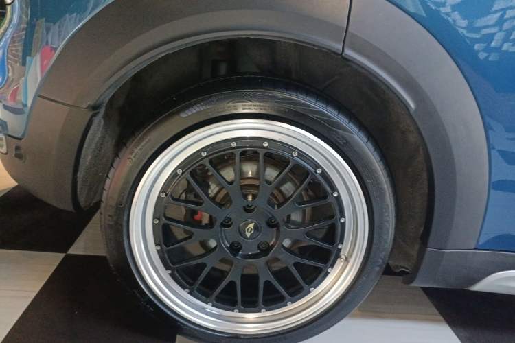 Used MINI Countryman 2018 1.5T COOPER ALL4 Classic Edition Right Rear Wheel Hub