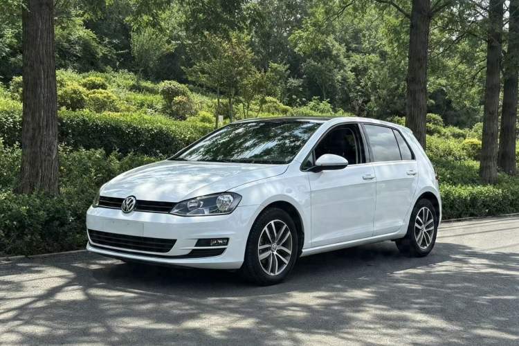 Used Volkswagen Golf 2016 230TSI Automatic Luxury Version