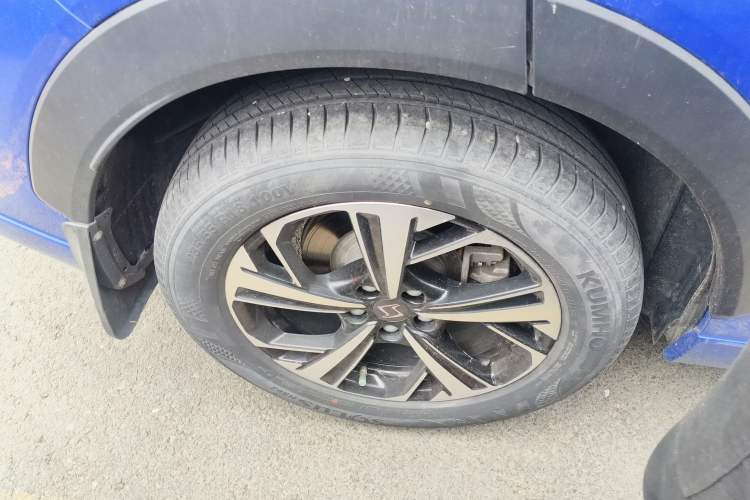 Used SOL QX 2021 300T DCT Prestige Smart Connectivity Version Right Rear Wheel Hub