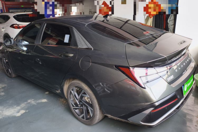 Used Hyundai Elantra 2023 1.5L CVT LUX Prestige Edition