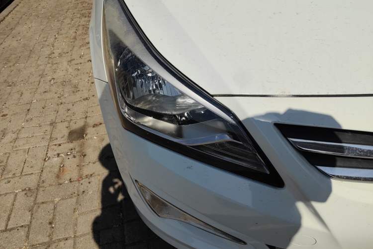 Used Hyundai Verna (older generation) 2016 1.4L Manual Smart GLS Trim
