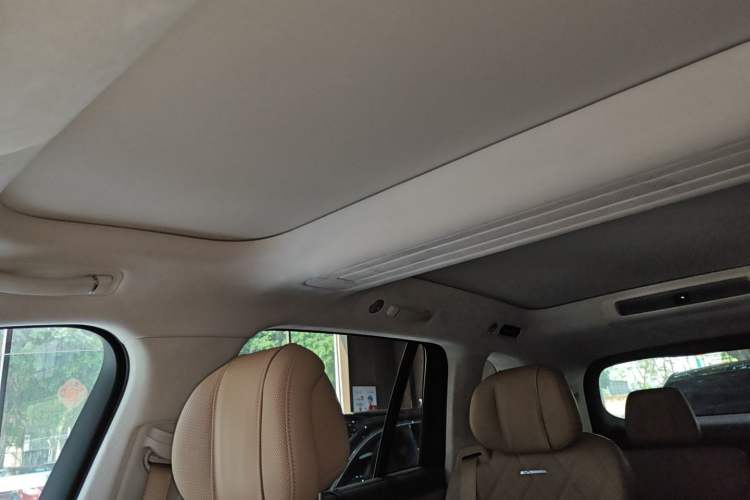 Used Hima AITO M8 2025 Extended-Range Ultra Version 53.4 kWh 6-Seater Edition Headliner