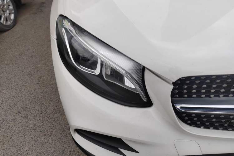 Used Mercedes-Benz GLC Coupe 2019 GLC 260 4MATIC Coupe SUV
