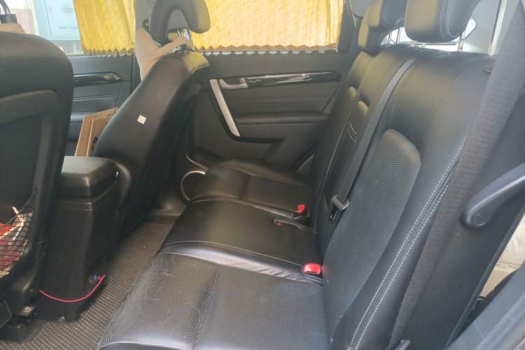 Used Chevrolet Captiva 2014 2.4L 4x4 Flagship Edition 7 Seats Left Rear Seat
